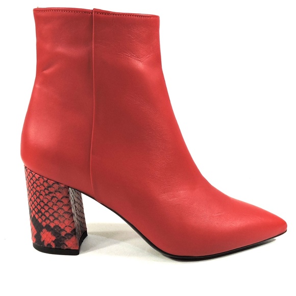 SOFFICE SOGNO ๐ฎ๐น RED LEATHER ANKLE BOOTIE - Picture 4 of 8